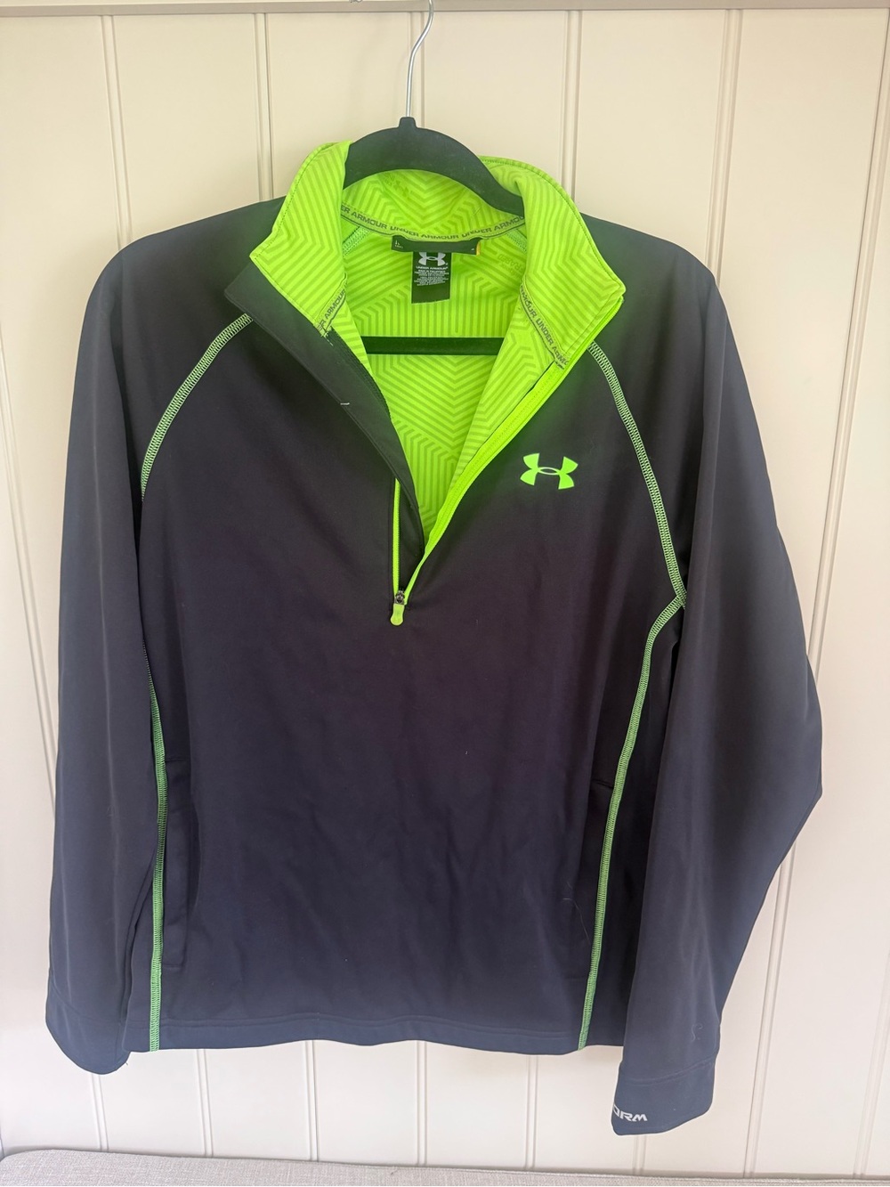 Under Armour ColdGear, Fitted, Quarter-Zip, Pullover, Black, Women’s, Medium,